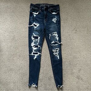 American Eagle Outfitters Women's Distressed Blue Jeans